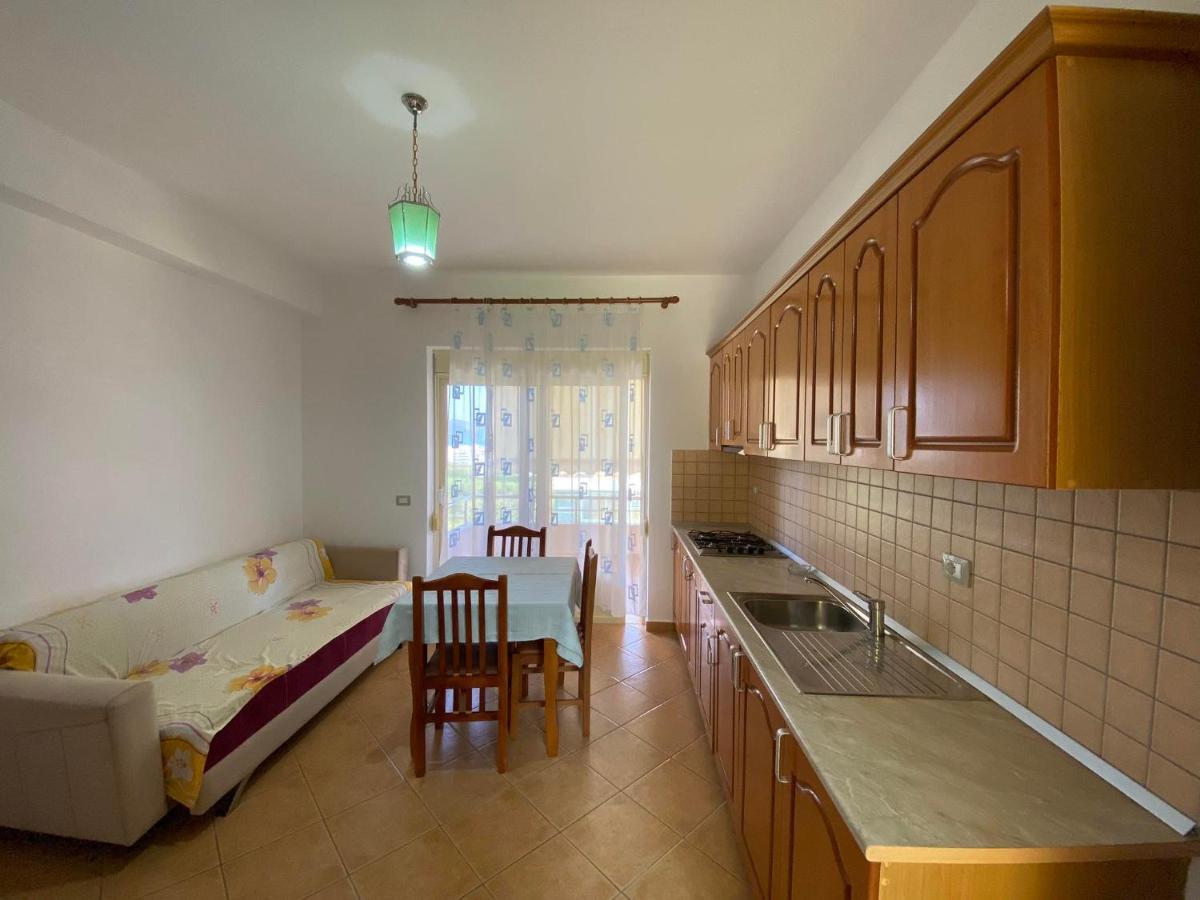 Alti Holiday Apartments One Orikum Buitenkant foto